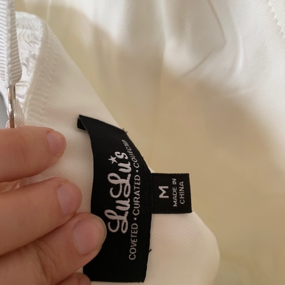 LULUS WHITE LACE DRESS - Picture 6 of 6